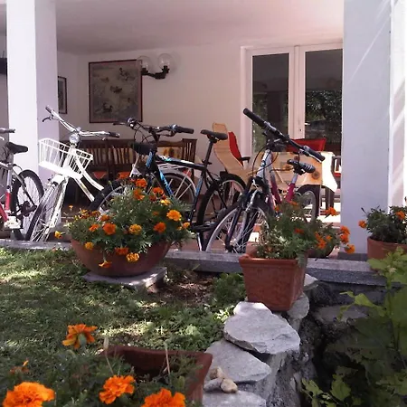 Sleeps 12 Villa