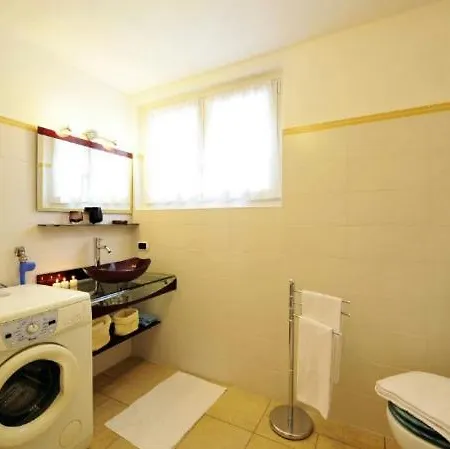 Sleeps 12 * Cima